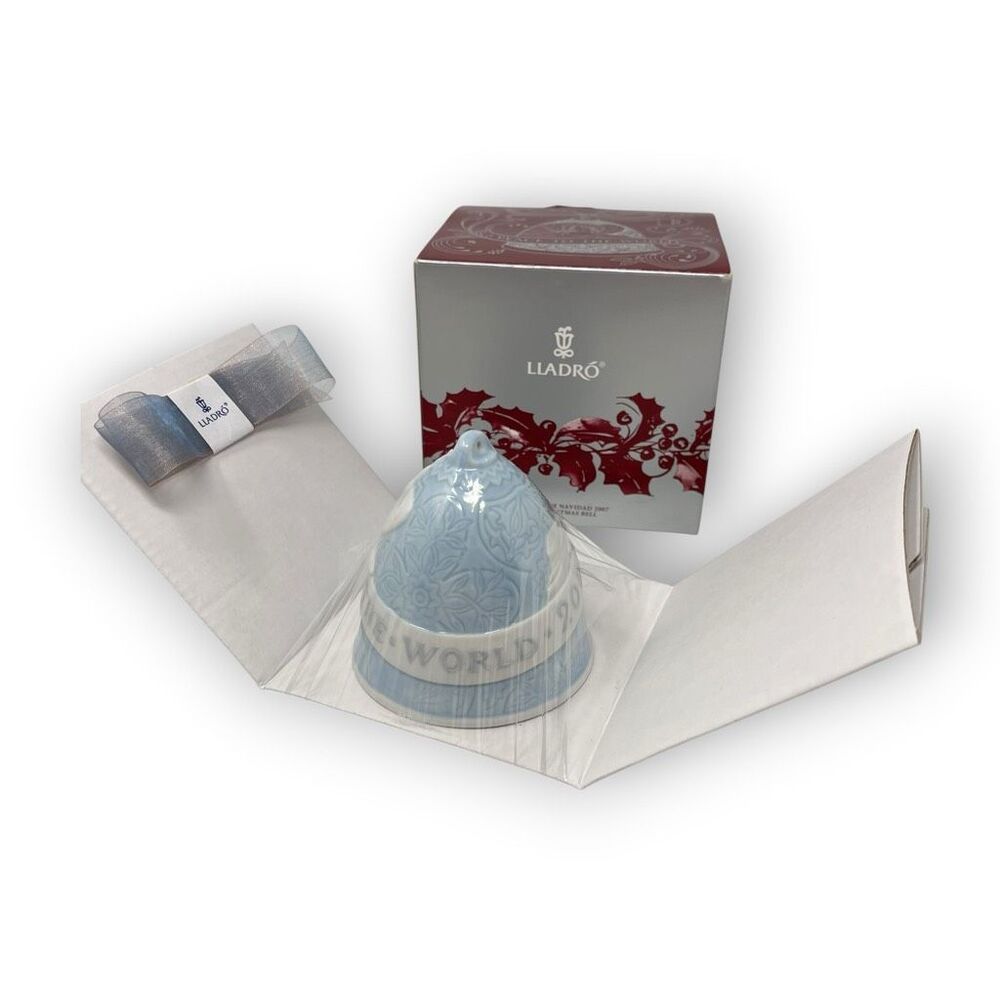 Lladro 2007 Peace to the World Porcelain Matte and Gloss Christmas Bell New